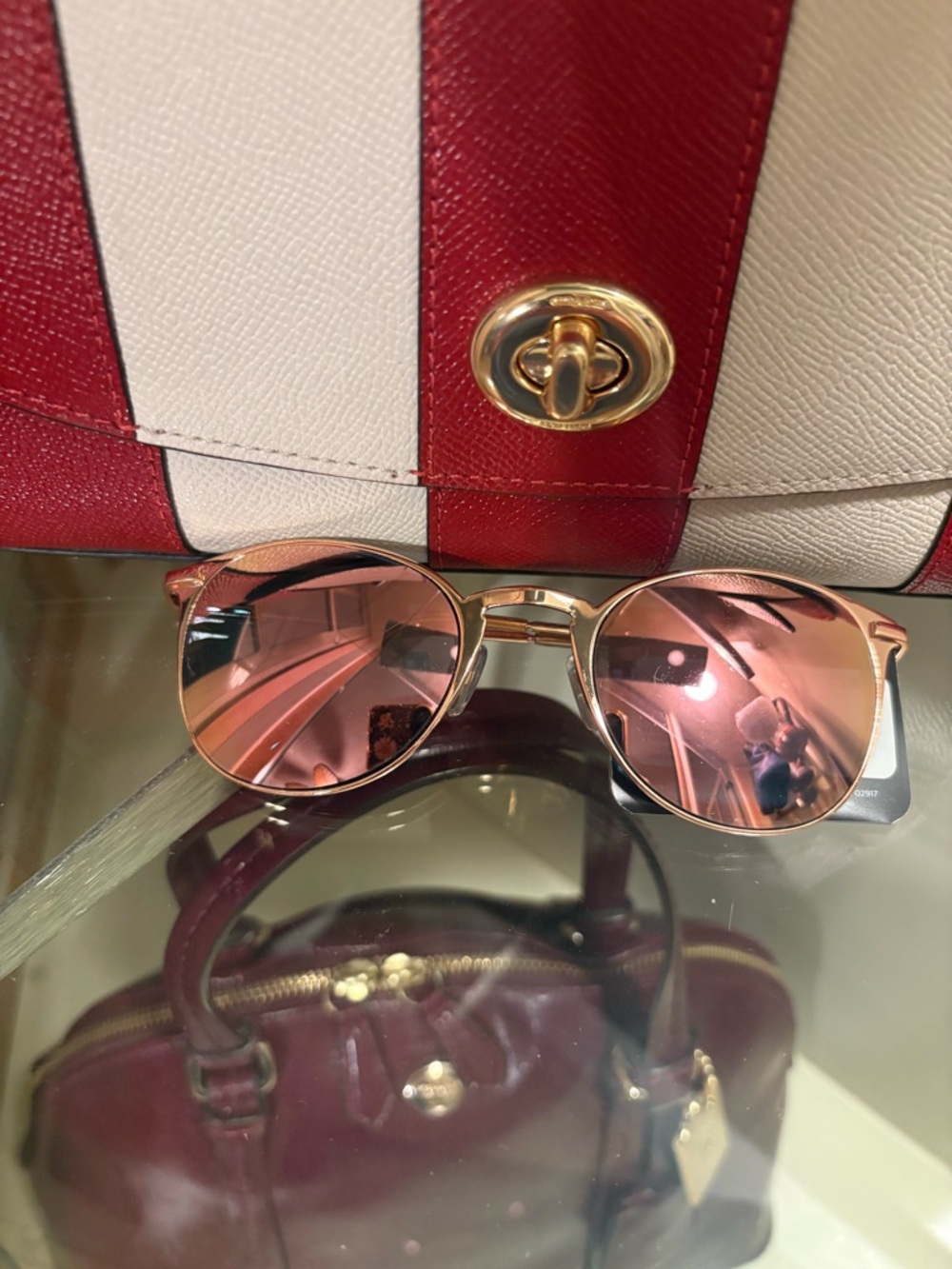 Foster Grant Rose Gold Mirrored Round Sunglasses - Picture 4 of 4